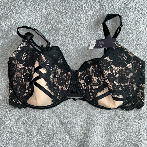 Cacique Black Lace Bra with Intricate Detailing - Picture 1 of 5